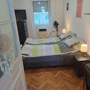  Apartman Andi Center