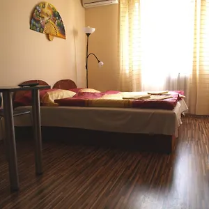 ellenőrizze a rendelkezésre állást